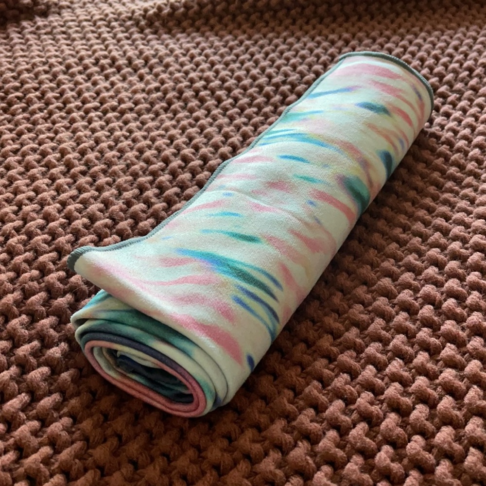 Manduka eQua Yoga Mat Towel